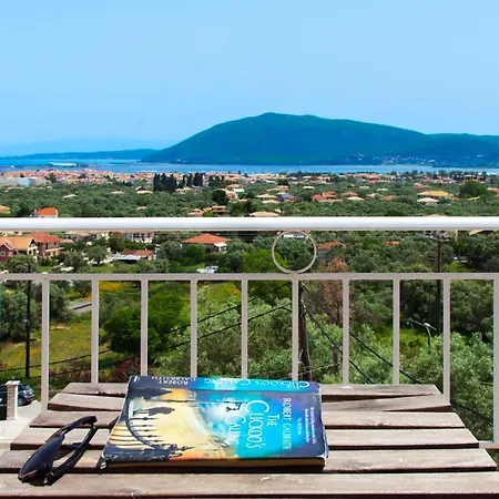 Nikoleta Villa Apolpaina
